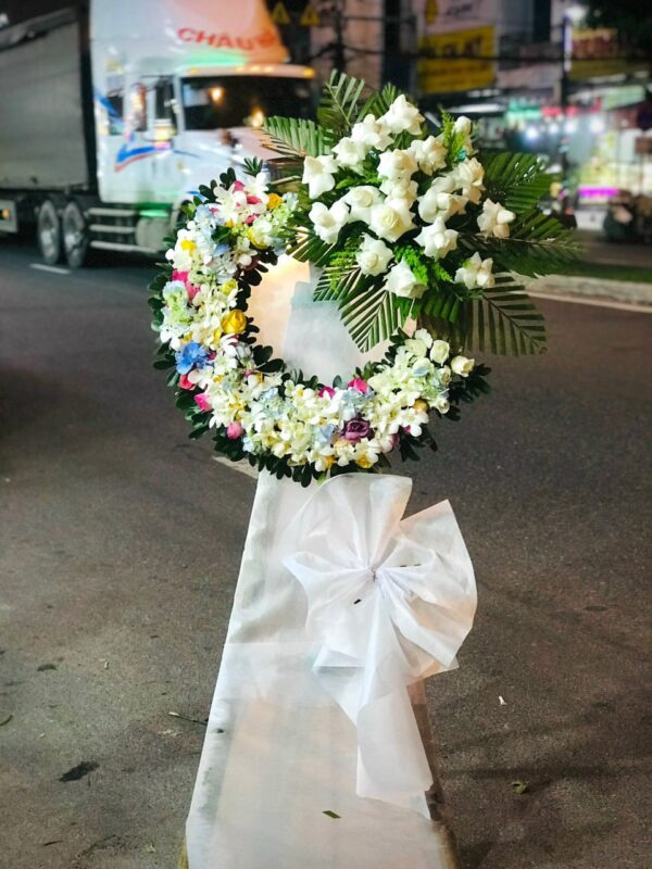 Kệ Hoa Chia Buồn - Xã Yên Viên, Huyện Gia Lâm, Thành phố Hà Nội