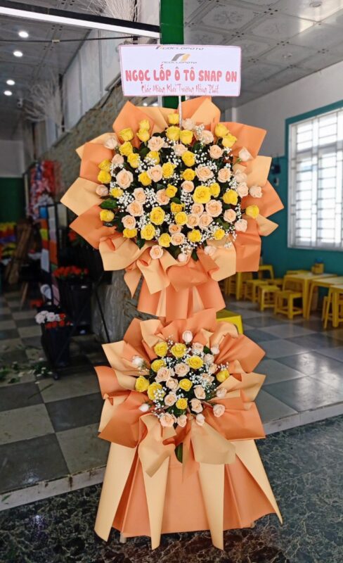 Kệ Hoa Khai Trương 14 - Thị trấn Trâu Quỳ, Huyện Gia Lâm, Thành phố Hà Nội