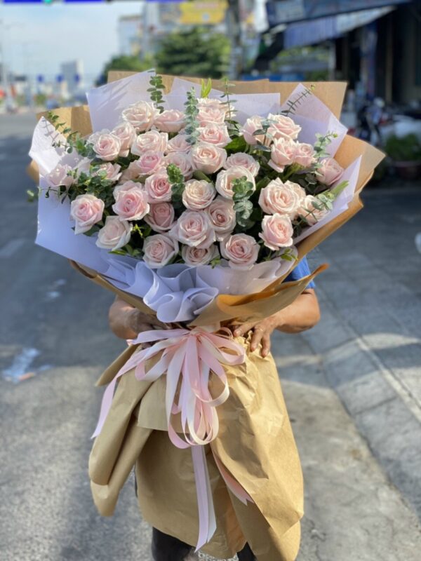 Bó Hoa Tình Yêu - Phường Phố Huế, Quận Hai Bà Trưng, Thành phố Hà Nội