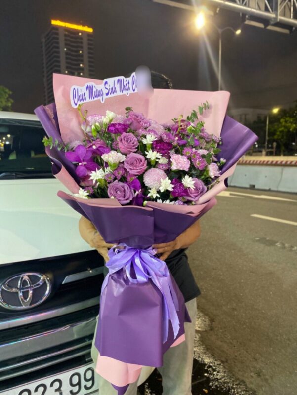 Bó Hoa Tình Yêu - Phường Phương Mai, Quận Đống Đa, Thành phố Hà Nội